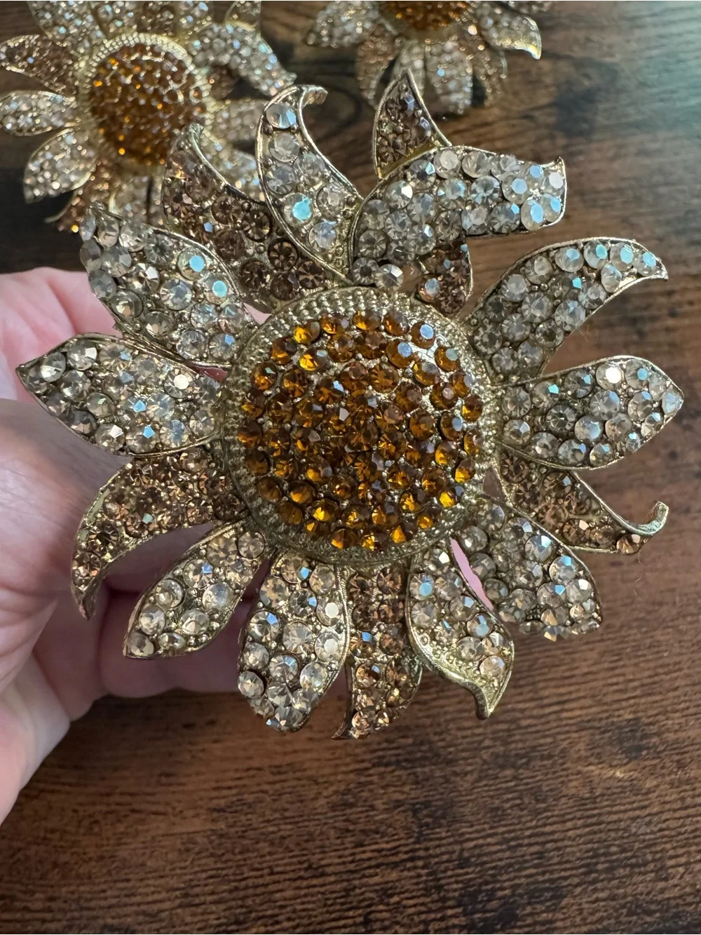 Tahari Home Sunflower Rhinestone Napkin Rings, Unboxed, Fall Thanksgiving